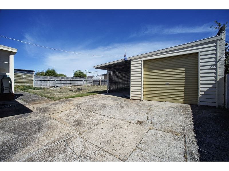 9 Raymond Avenue, Devonport TAS 7310