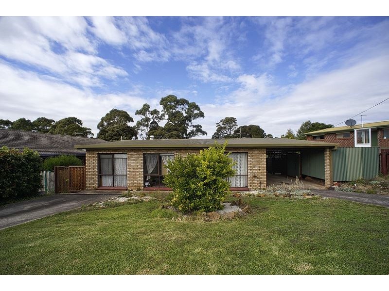 16 Wiena Crescent, Miandetta TAS 7310