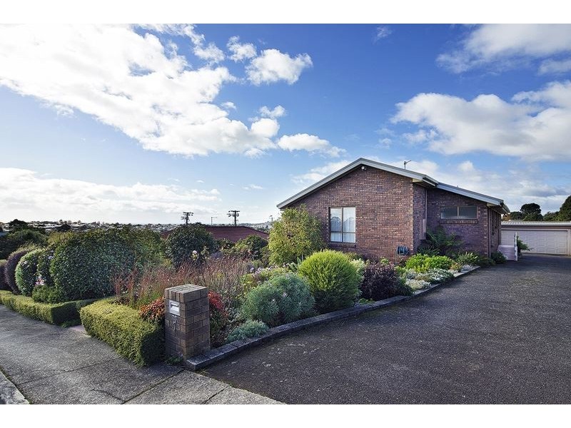 7 Olive Court, Miandetta TAS 7310