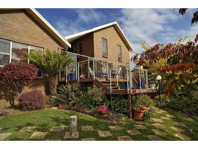 8 Wiena Crescent, Miandetta TAS 7310