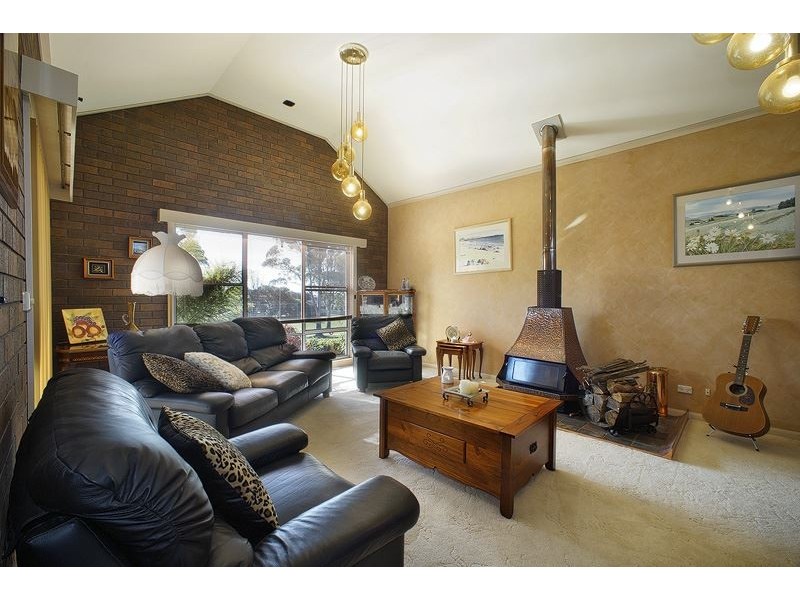 8 Wiena Crescent, Miandetta TAS 7310