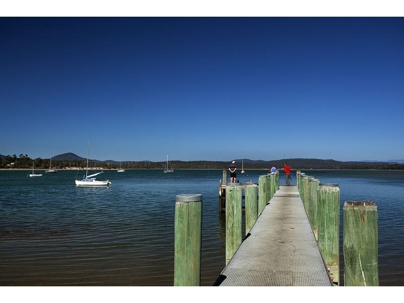 Moorings Drive, Squeaking Point TAS 7307