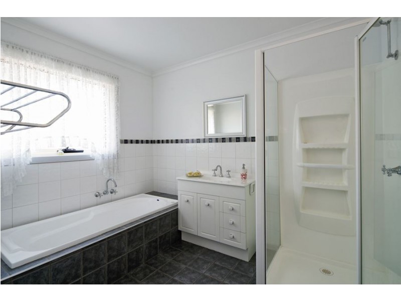 5 Clayton Drive, Spreyton TAS 7310