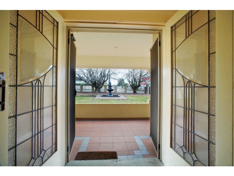 27 Hiller Street, Devonport TAS 7310