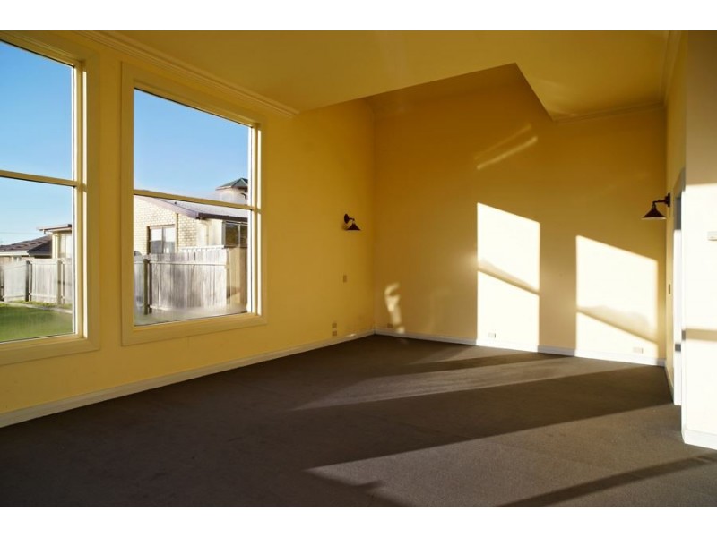 27 Hiller Street, Devonport TAS 7310