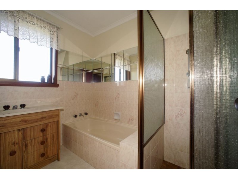 2/6 Berrigan Road, Miandetta TAS 7310