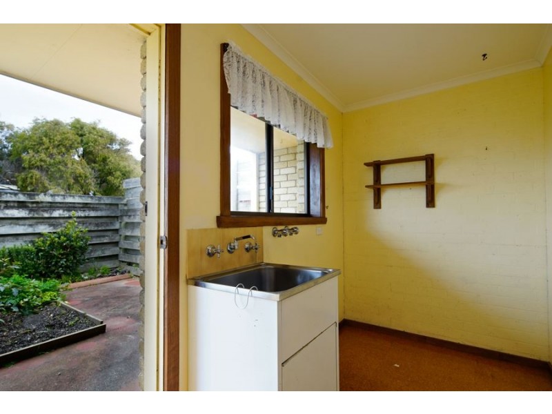 3/2-3 The Lee, Devonport TAS 7310