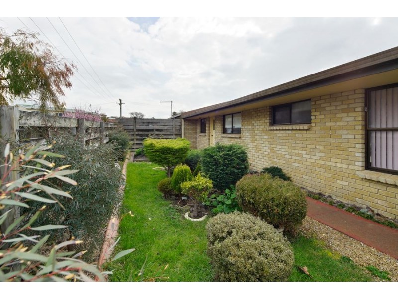 3/2-3 The Lee, Devonport TAS 7310