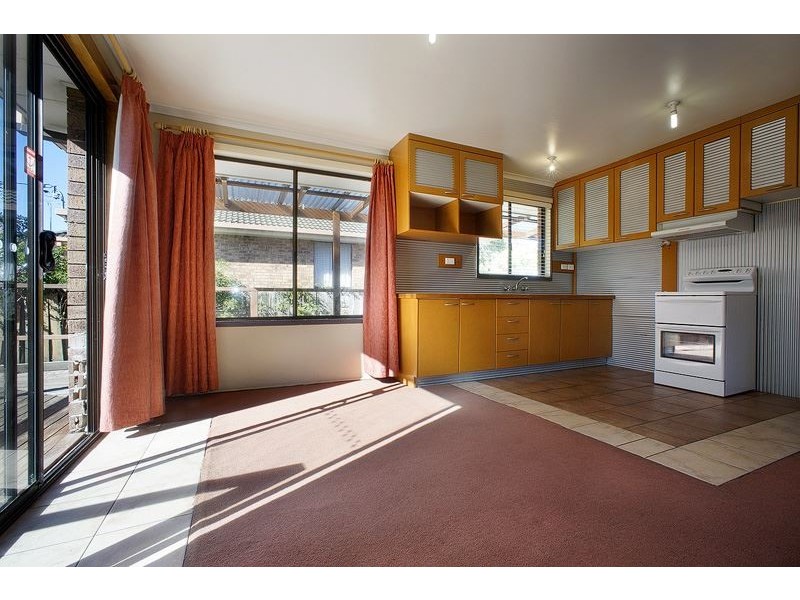 81 Lawrence Drive, Devonport TAS 7310
