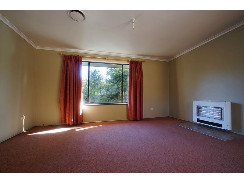 81 Lawrence Drive, Devonport TAS 7310