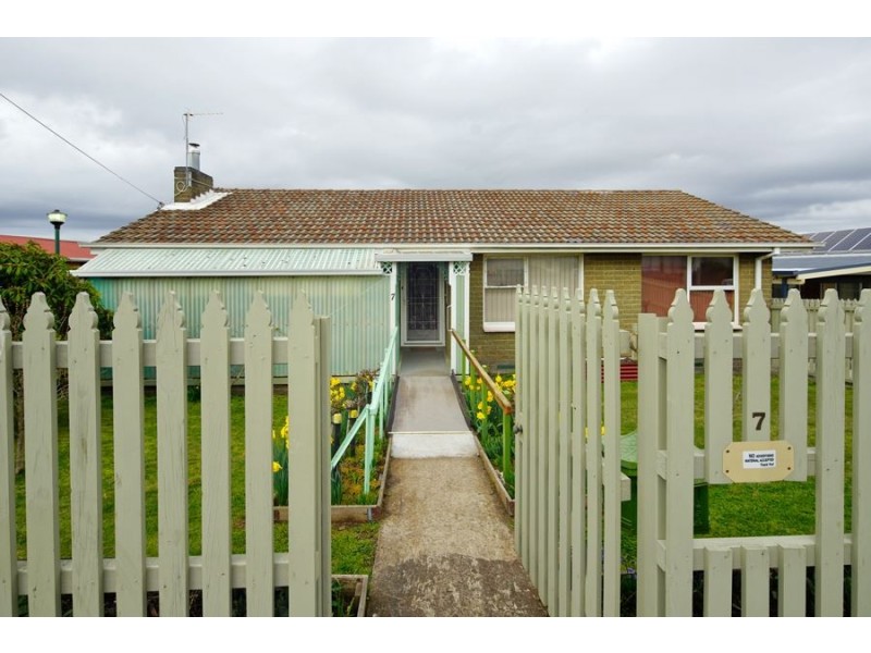 7 Broadhurst Avenue, Devonport TAS 7310