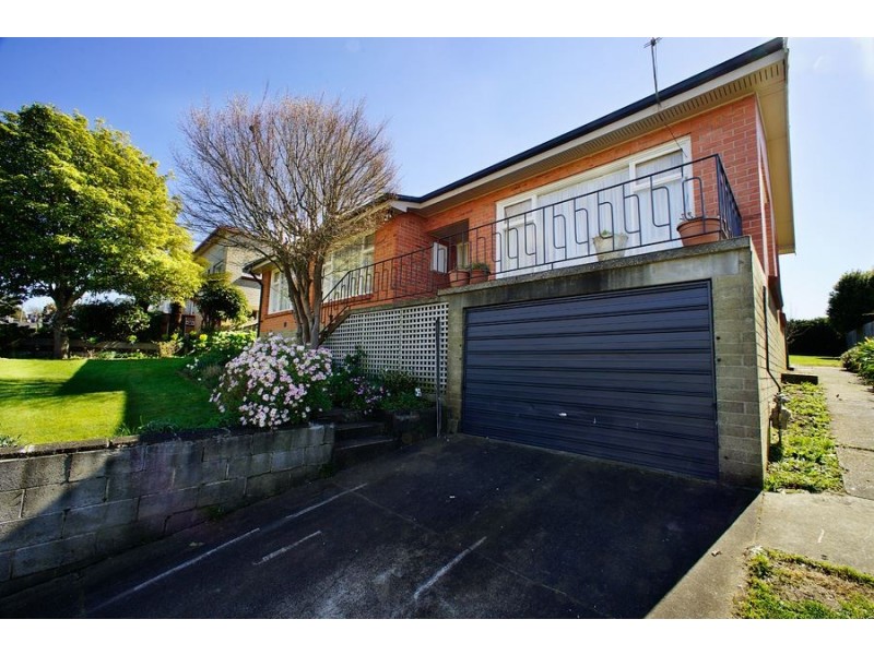 12 McBride Street, Devonport TAS 7310