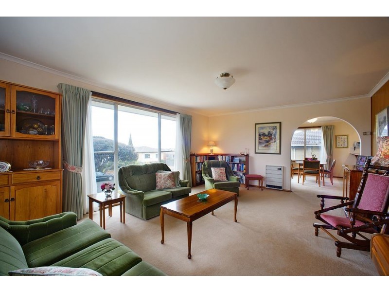 51 Lyons Avenue, Miandetta TAS 7310