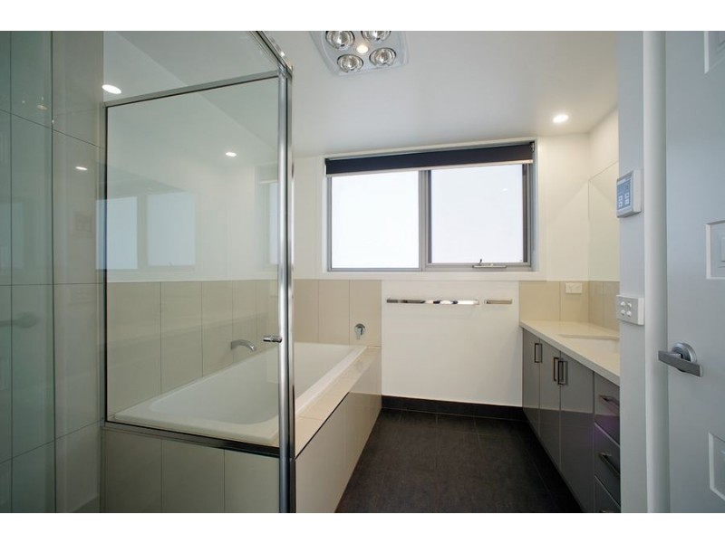 4 Cromwell Crescent, Devonport TAS 7310