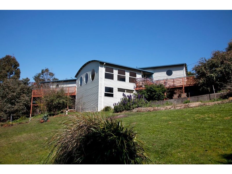 68 Mungala Crescent, Miandetta TAS 7310