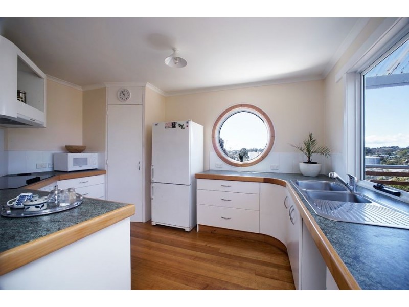 68 Mungala Crescent, Miandetta TAS 7310