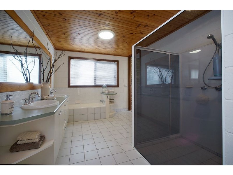 34 Blacks Road, Wesley Vale TAS 7307