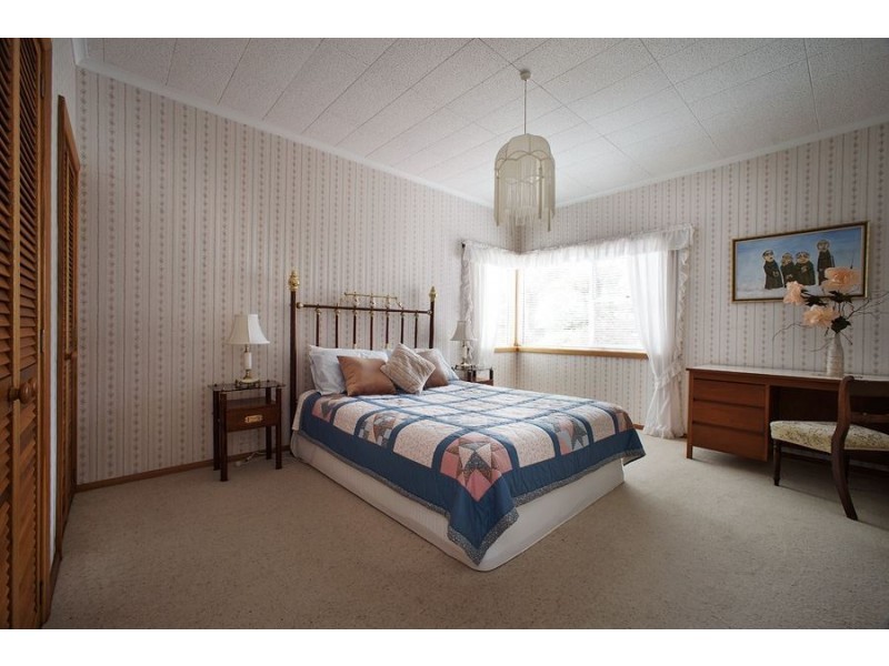 2 James Street, Devonport TAS 7310