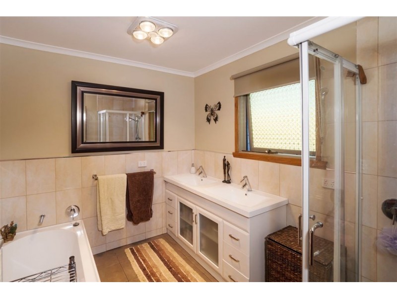 7 Valley Road, Devonport TAS 7310