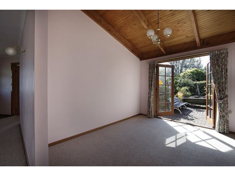 8 Bellevue Court, Ambleside TAS 7310