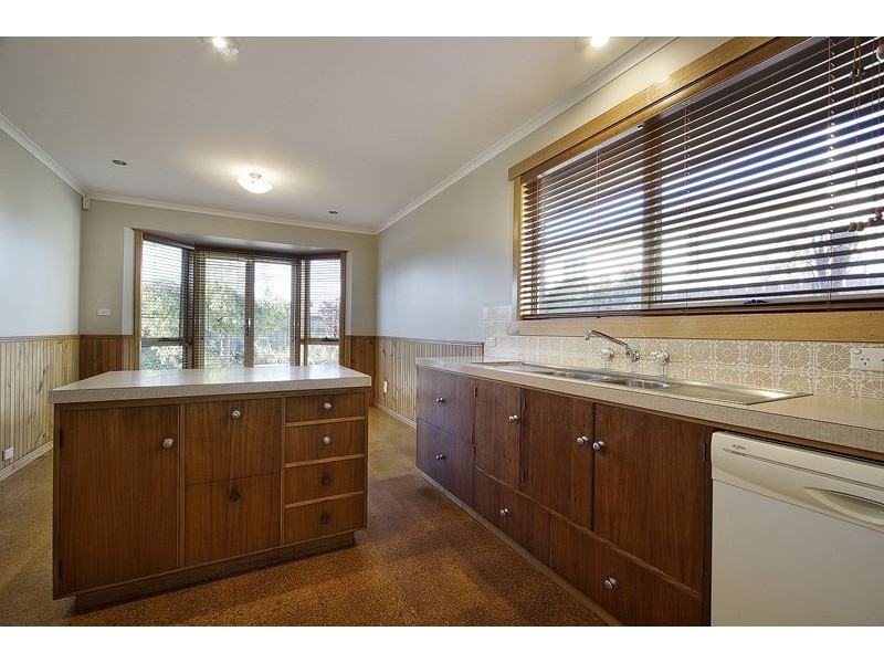 9 Hilltop Avenue, Devonport TAS 7310