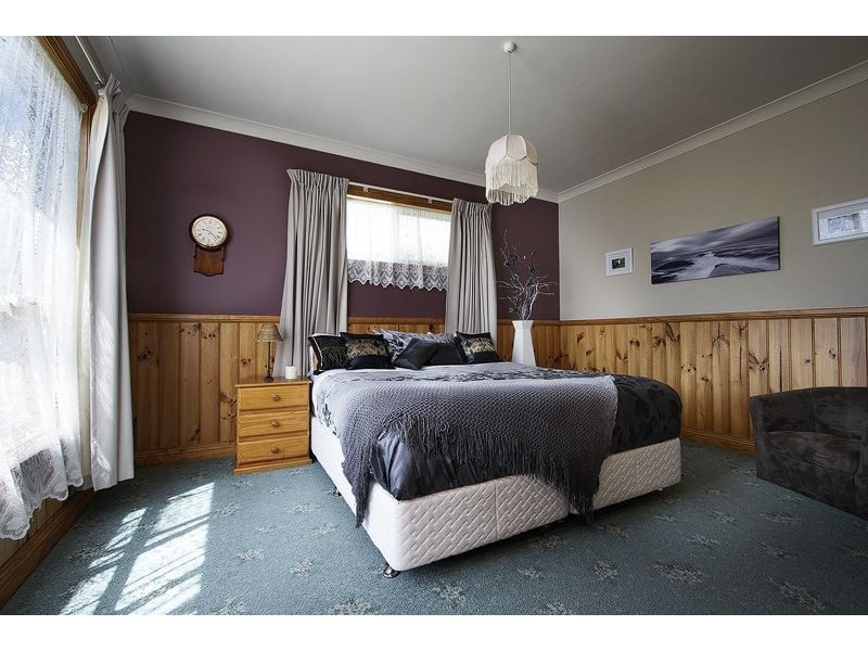 9 Lowry Place, Turners Beach TAS 7315