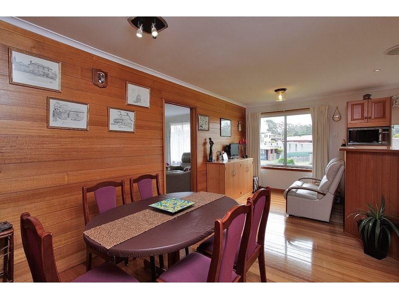 9 Anna Place, Devonport TAS 7310