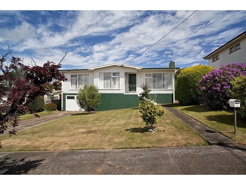 5 Highview Crescent, Devonport TAS 7310