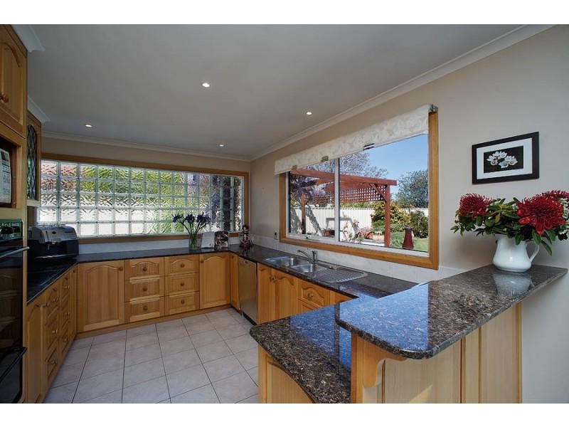 13 George Street, Devonport TAS 7310