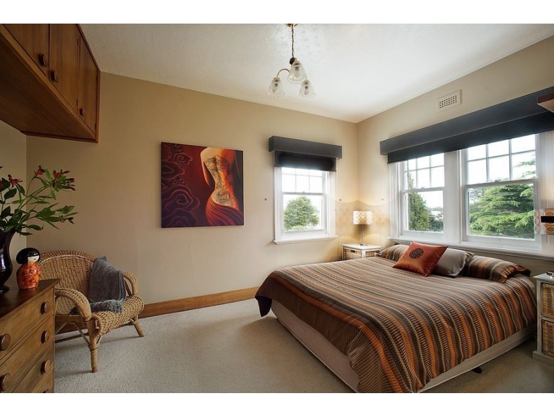 13 George Street, Devonport TAS 7310