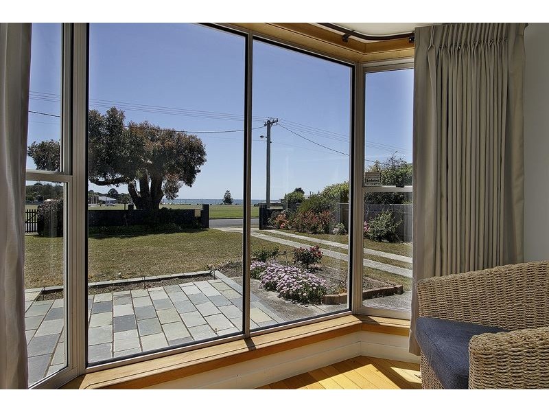 13 North Street, Devonport TAS 7310