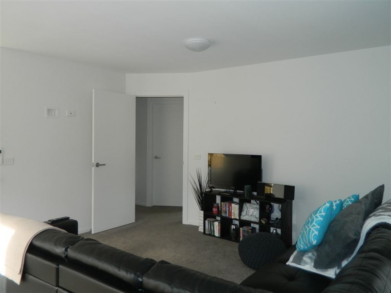 1/14 Gatenby Drive, Devonport TAS 7310