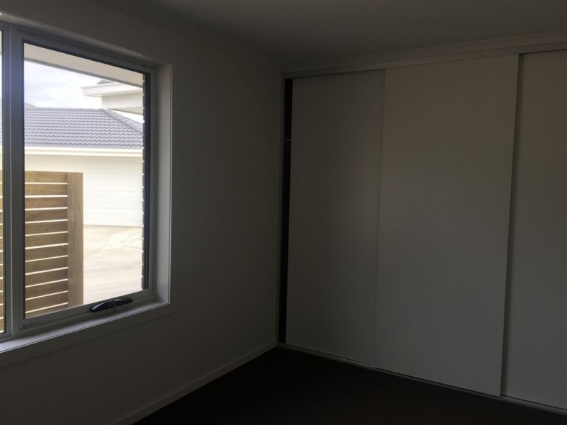 2/14 Gatenby Drive, Devonport TAS 7310