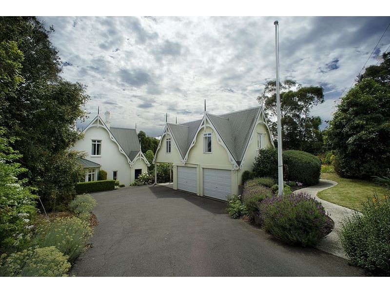 122 River Road, Ambleside TAS 7310