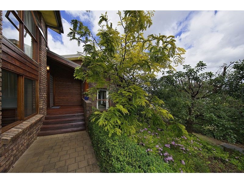 14 Highfield Road, Ambleside TAS 7310