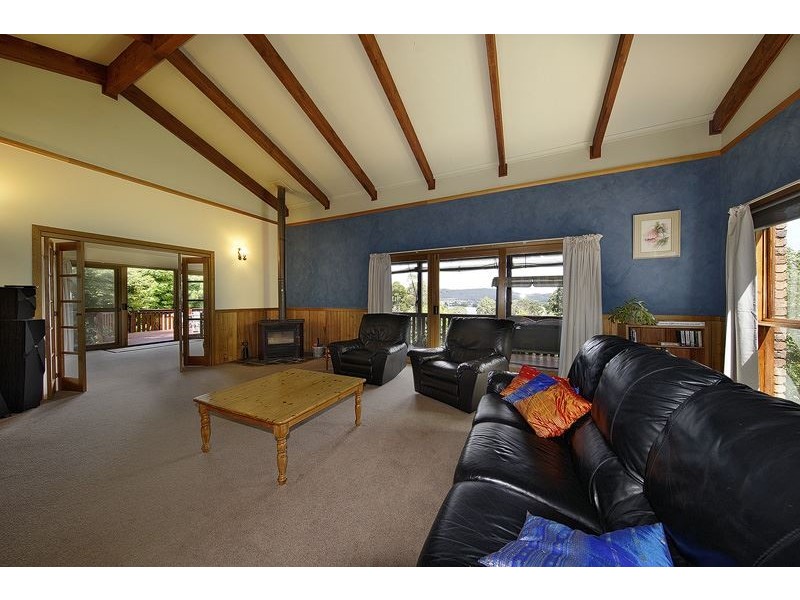 14 Highfield Road, Ambleside TAS 7310