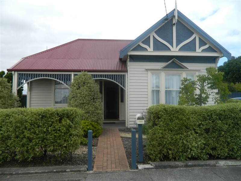 90 Wenvoe Street, Devonport TAS 7310