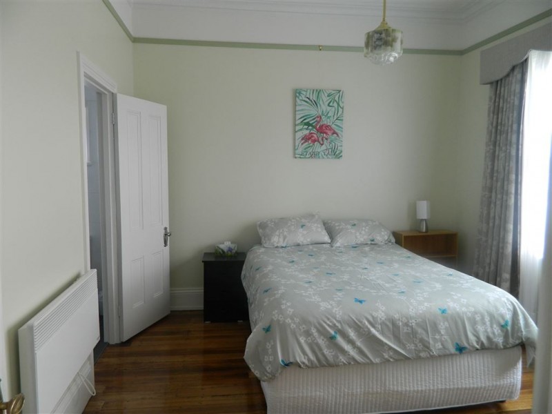 90 Wenvoe Street, Devonport TAS 7310