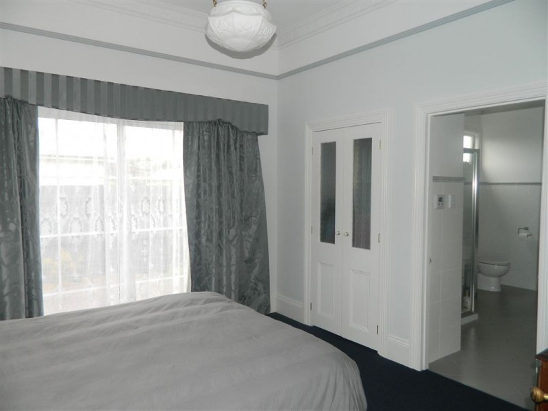 90 Wenvoe Street, Devonport TAS 7310