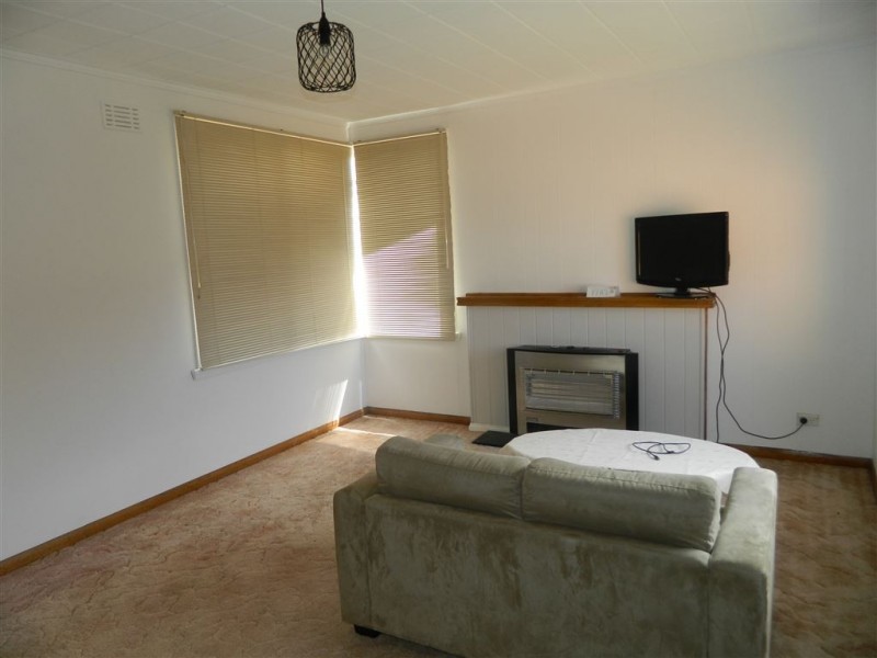 90 George Street, Devonport TAS 7310