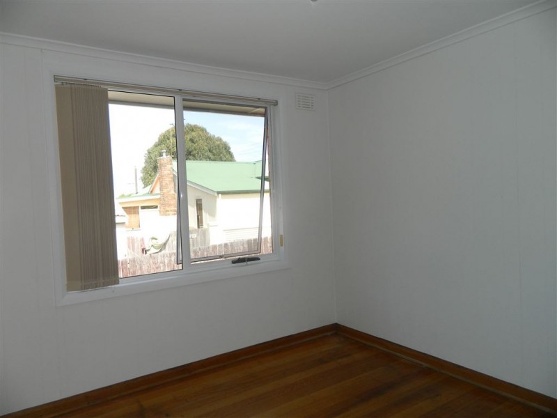90 George Street, Devonport TAS 7310