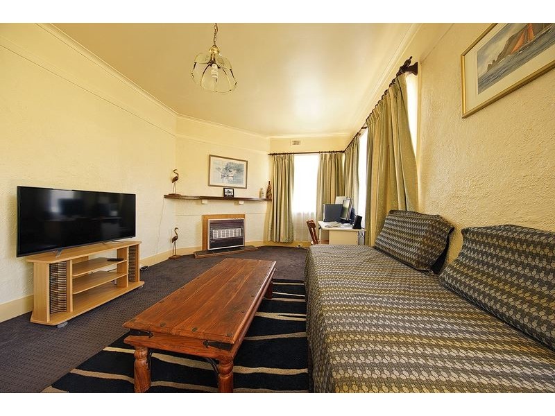 20 Douglas Street, East Devonport TAS 7310