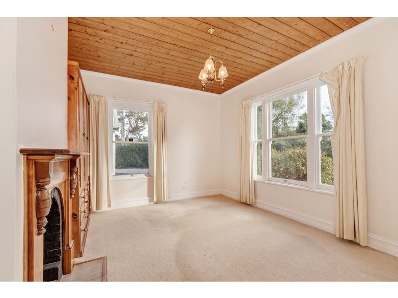 25 Allport Street, Leith TAS 7315