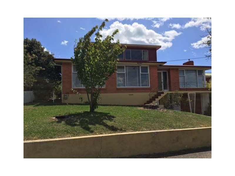 5 Sharon Court, Devonport TAS 7310