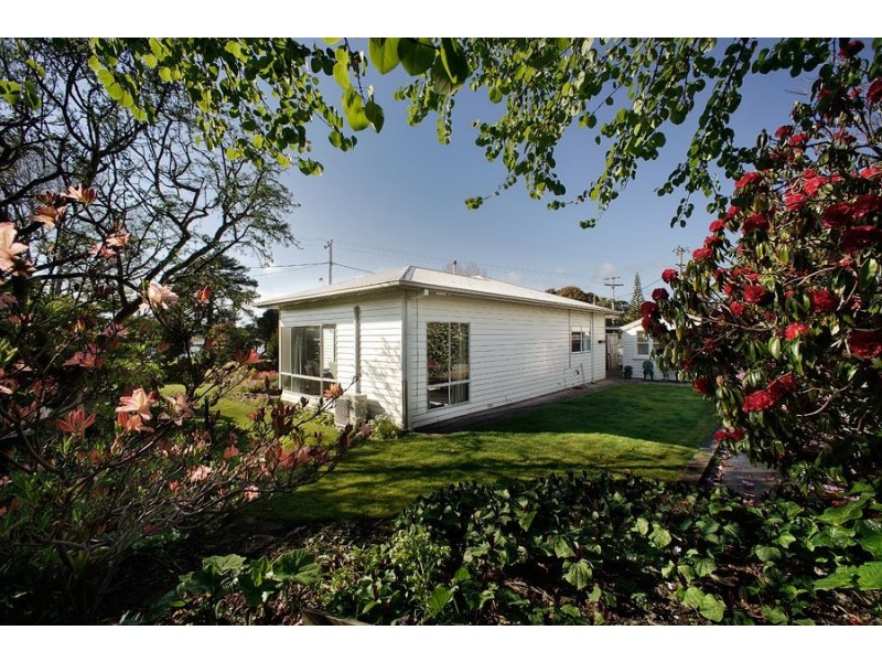 39 Victoria Parade, Devonport TAS 7310