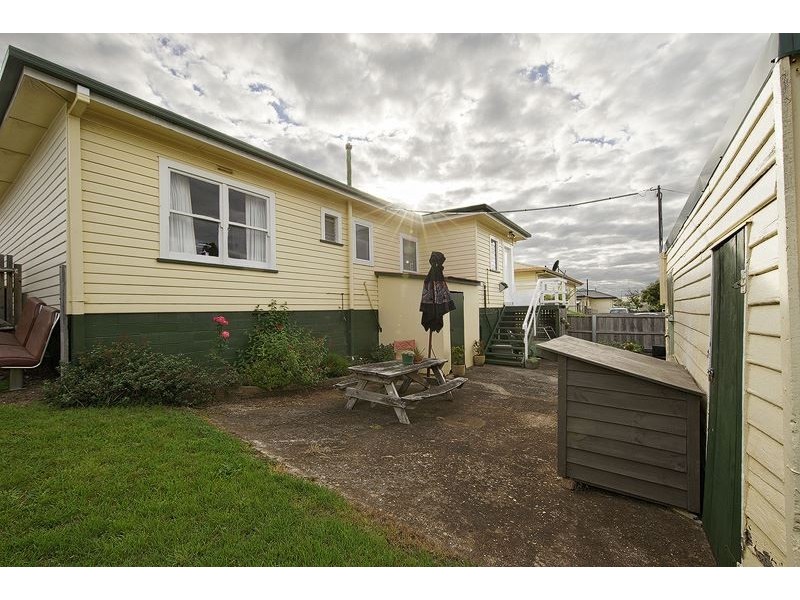 147 Oldaker Street, Devonport TAS 7310
