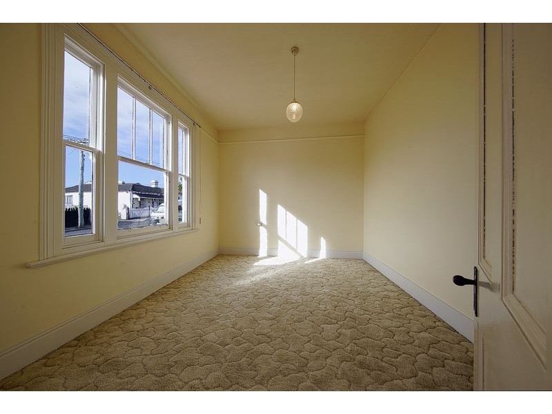 16 Hiller Street, Devonport TAS 7310