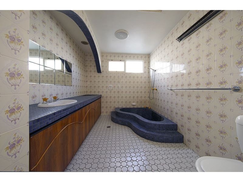 16 Hiller Street, Devonport TAS 7310