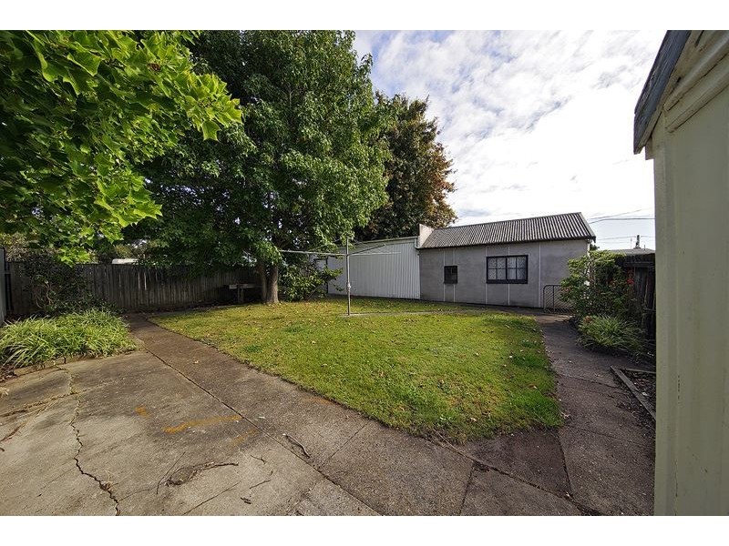 16 Hiller Street, Devonport TAS 7310