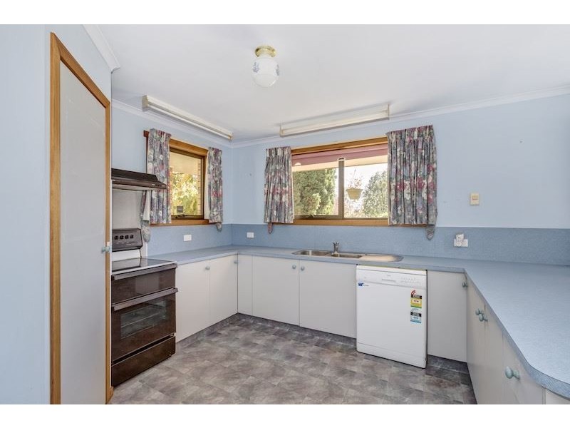 14 Brookland Avenue, Acacia Hills TAS 7306
